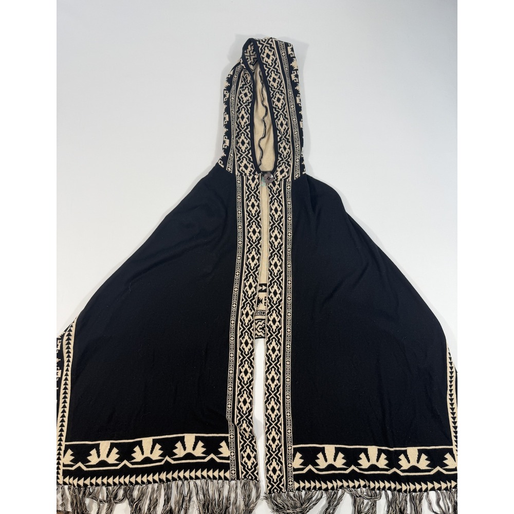 Flying Tomato Poncho Wrap Womens M/L Black Tribal Hooded Fringe SW2893 Excellent